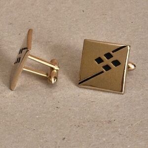 Goldtone Square with Accented Squares Cufflinks